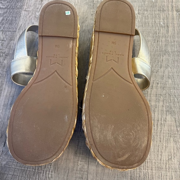 Marc Fisher Women's Patryce Espadrille Wedge Sandal - Picture 4 of 6